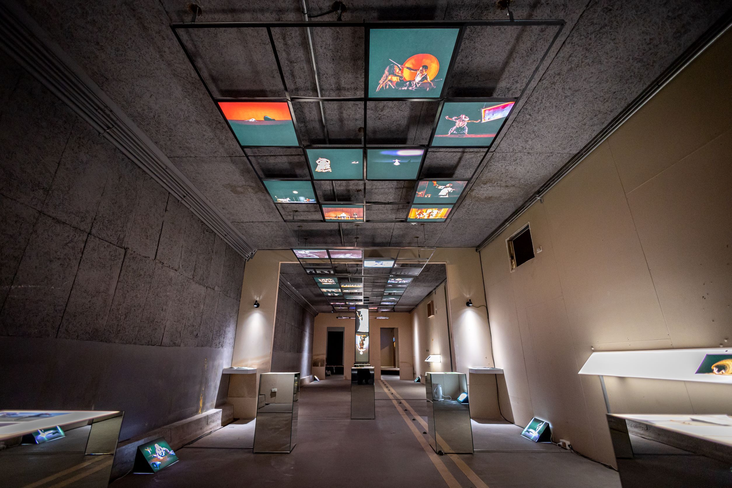 《平行劇場——軌跡與重影的廳院35》文件展-2（來源：國家兩廳院，攝影：王弼正）_廢車道2_resized.jpg